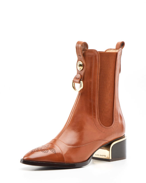 Tan brown chelsea boots